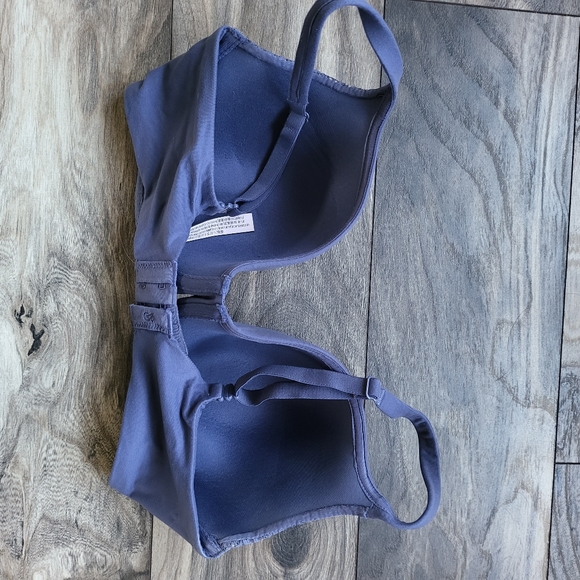 Victoria's Secret Bra - Picture 2 of 5